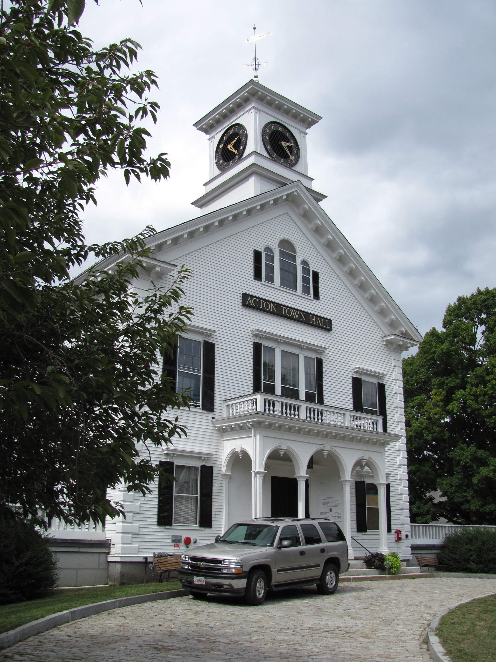 Photo of Acton City Hall.